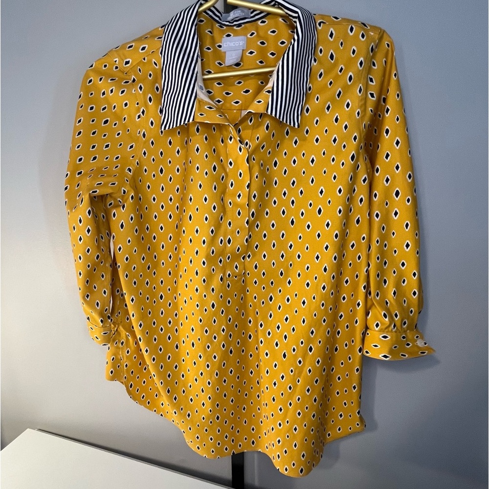 Chico's Button up, quarter sleeve shirt, Size 0 (Chico's sizing)